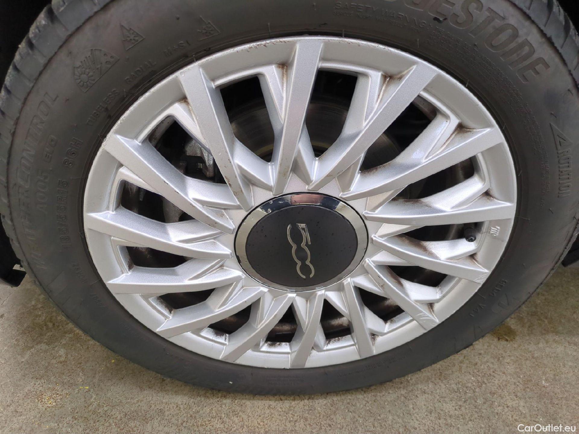  Fiat  500 FIAT  / 2015 / 3P / Berline Hybrid 1.0 BSG 70 ch Dolcevita #12