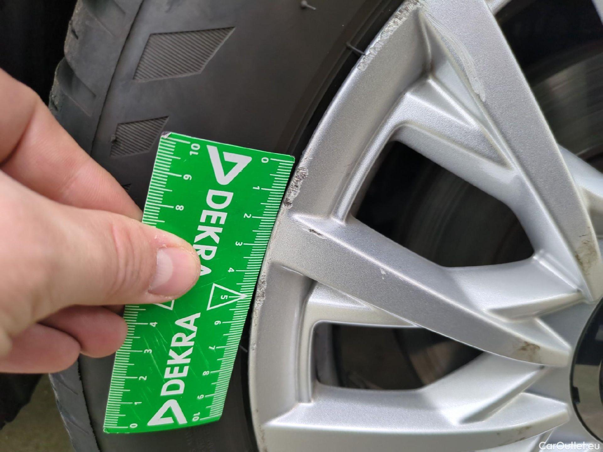  Fiat  500 FIAT  / 2015 / 3P / Berline Hybrid 1.0 BSG 70 ch Dolcevita #10