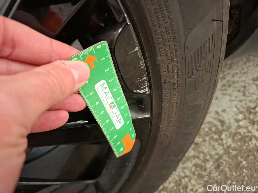  Citroen  C5 CITROEN  Aircross / 2018 / 5P / SUV Hybrid 225 ë-EAT8 Shine Pack #23