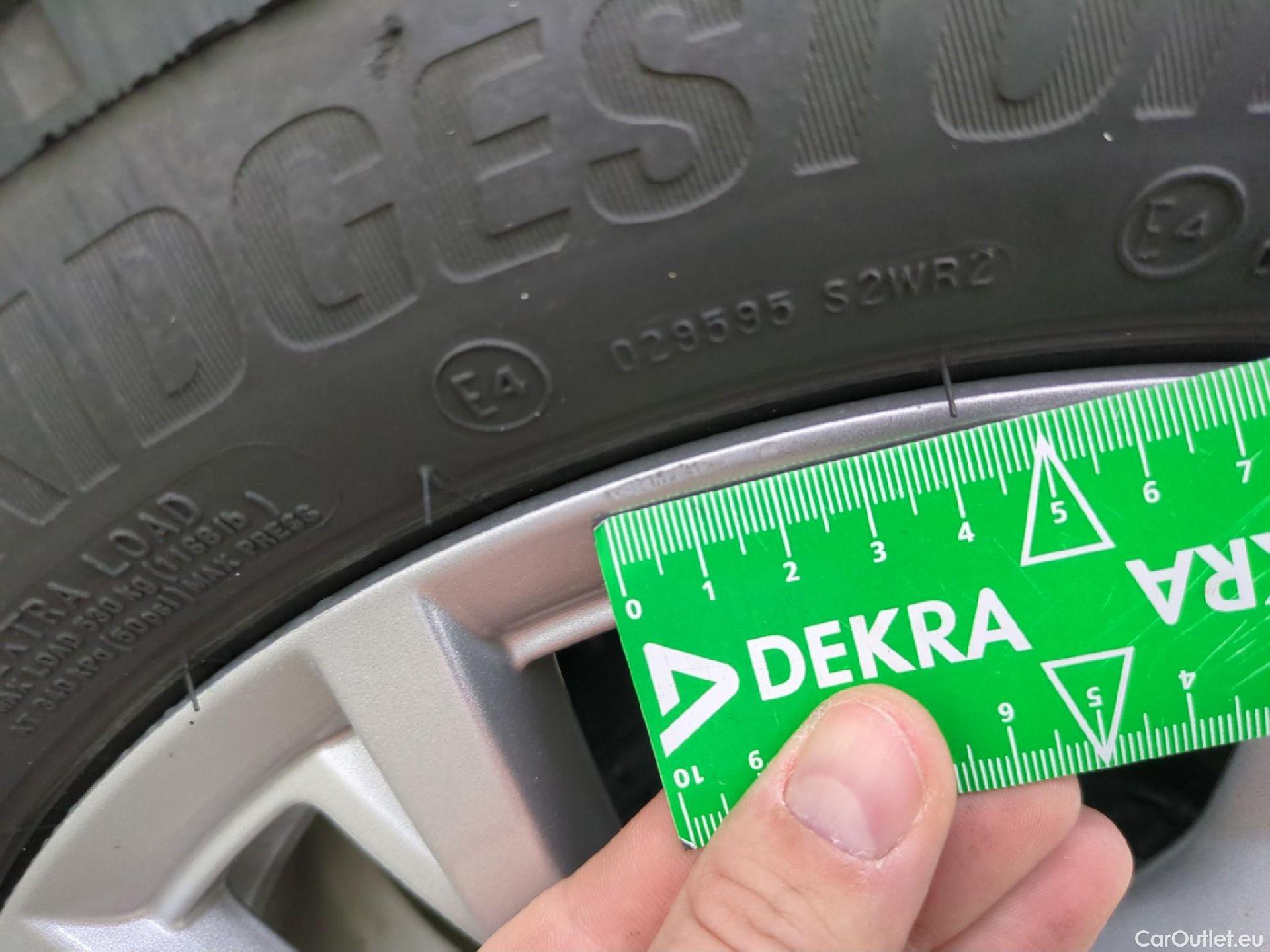  Fiat  500 FIAT  / 2015 / 3P / Berline Hybrid 1.0 BSG 70 ch Dolcevita #14