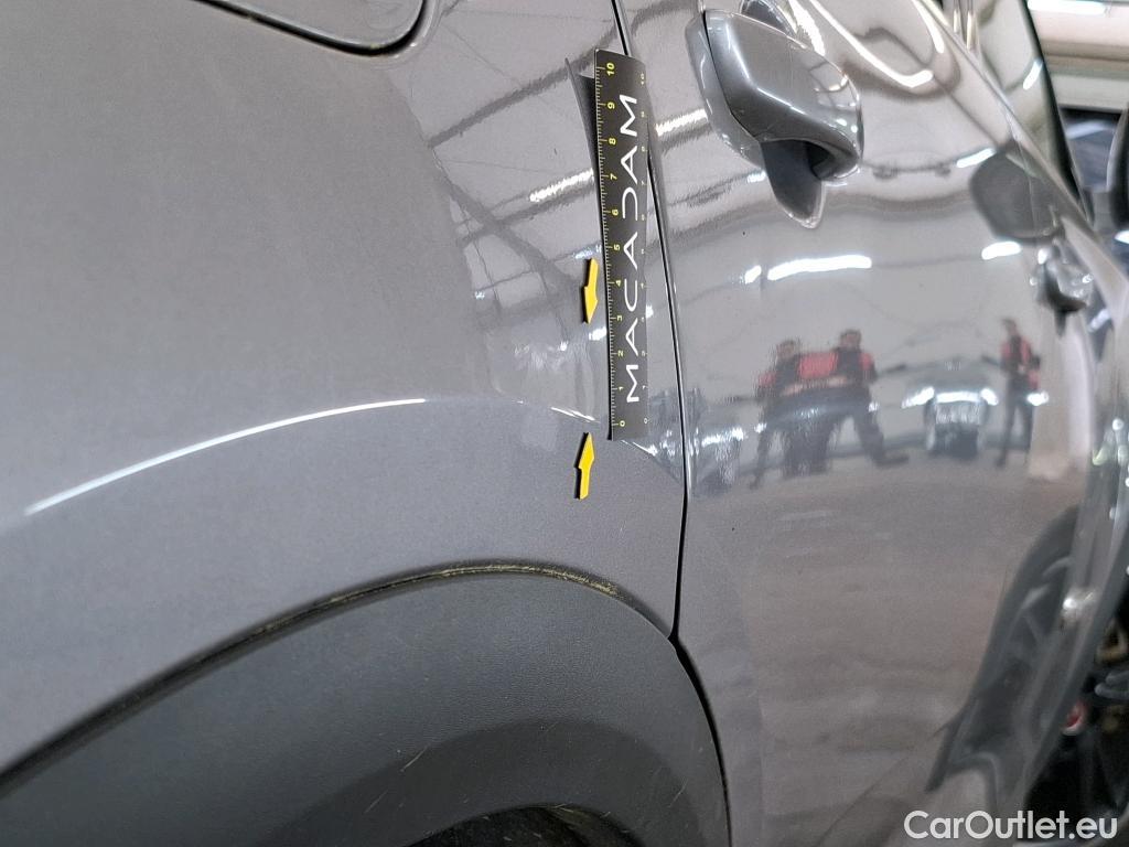  DS  DS7 DS DS 7 Crossback / 2017 / 5P / SUV E-TENSE 225 PERFORMANCE Line #4