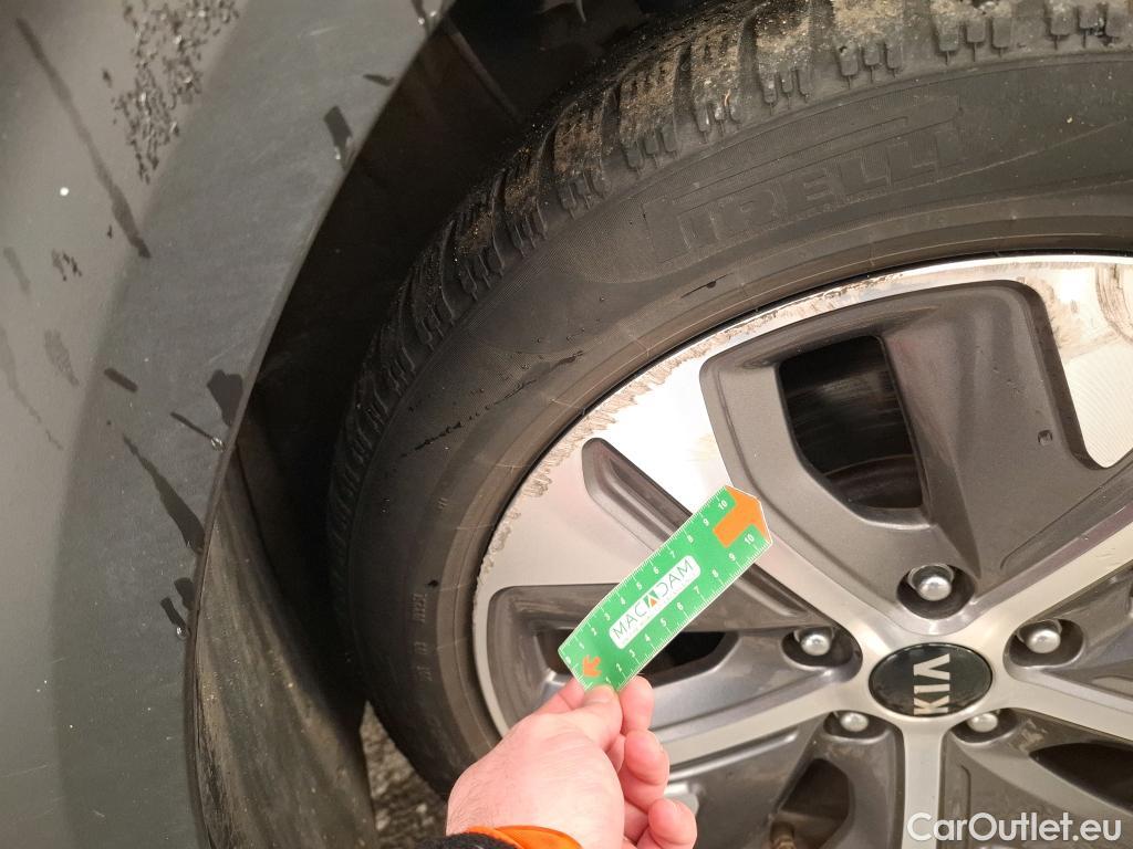  KIA  Niro  e- Design 64kWh BVA #28