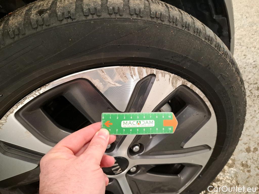  KIA  Niro  e- Design 64kWh BVA #27