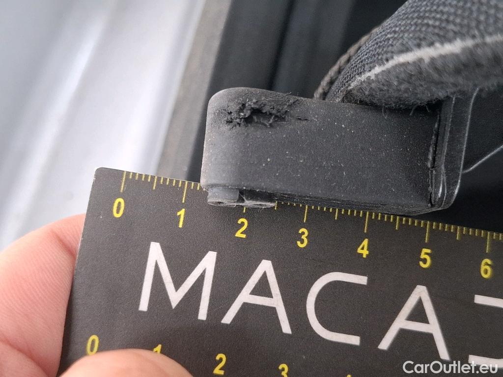  Mercedes  GLA MERCEDES-BENZ  / 2020 / 5P / SUV 1.3  250 e AMG LINE DCT #7