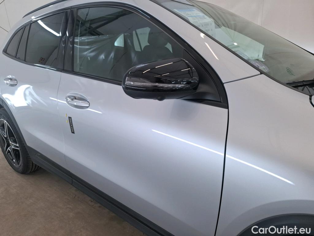  Mercedes  GLA MERCEDES-BENZ  / 2020 / 5P / SUV 1.3  250 e AMG LINE DCT #10