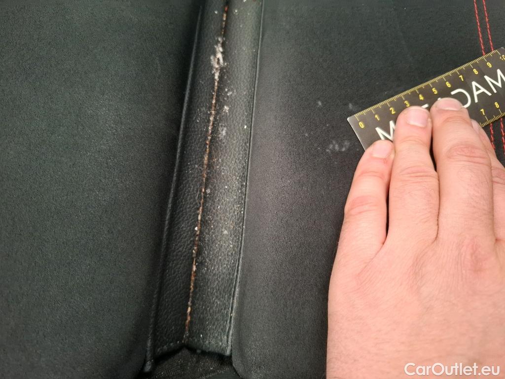  Mercedes  CLA-Klasse MERCEDES-BENZ CLA Coupe / 2019 / 4P / Coupé CLA 250 e AMG Line #27