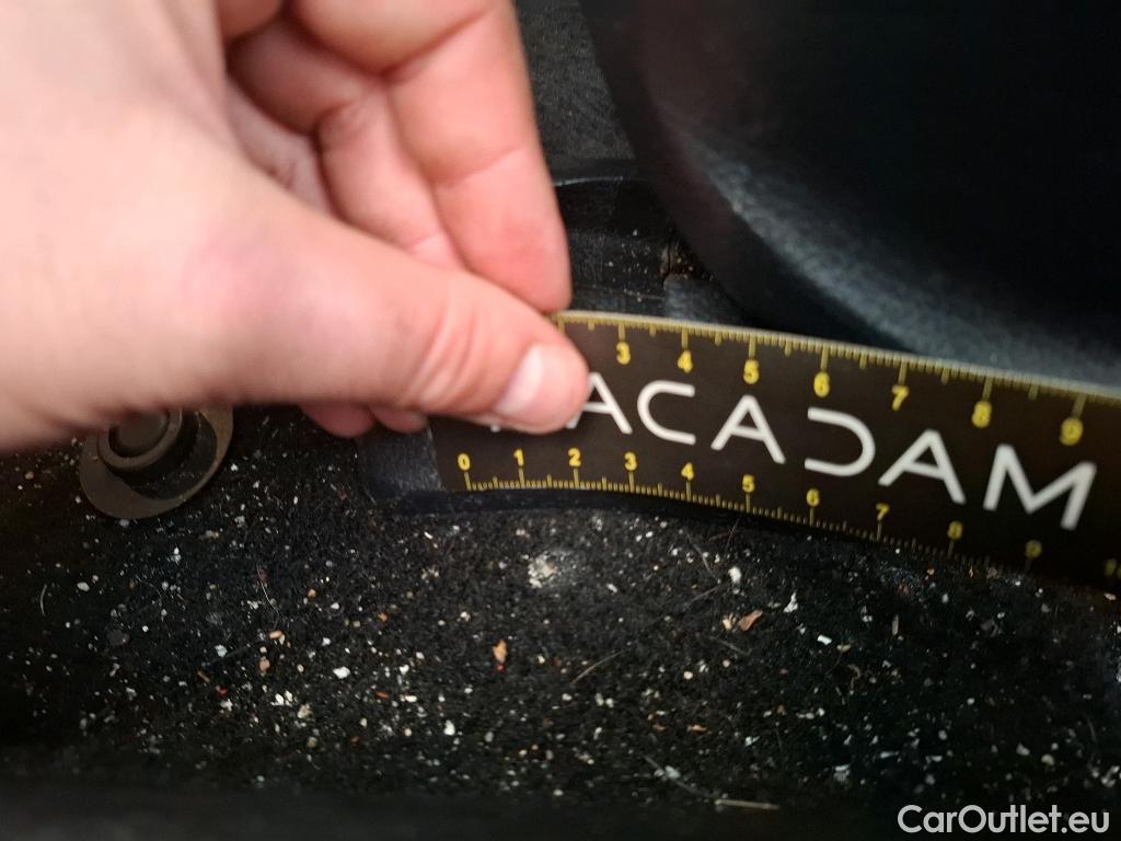  Mercedes  CLA-Klasse MERCEDES-BENZ CLA Coupe / 2019 / 4P / Coupé CLA 250 e AMG Line #38