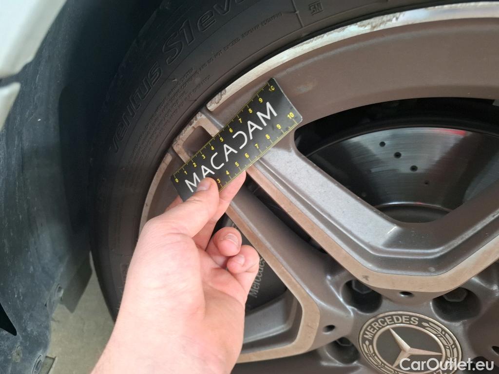  Mercedes  CLA-Klasse MERCEDES-BENZ CLA Coupe / 2019 / 4P / Coupé CLA 250 e AMG Line #70