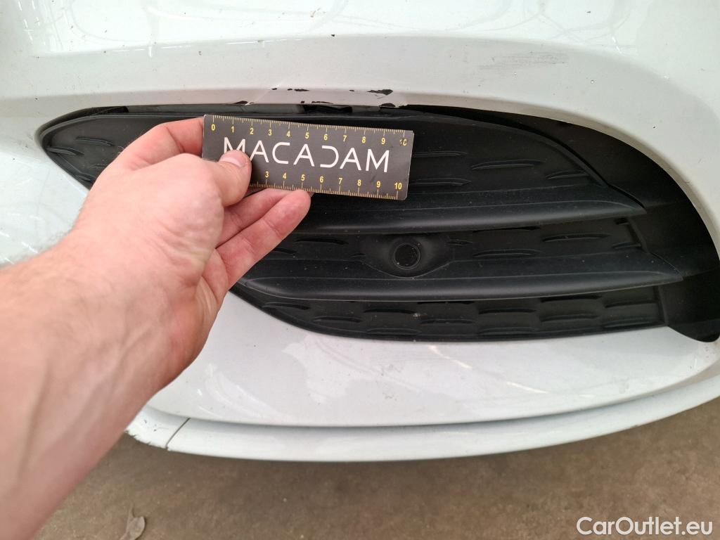  Mercedes  CLA-Klasse MERCEDES-BENZ CLA Coupe / 2019 / 4P / Coupé CLA 250 e AMG Line #4