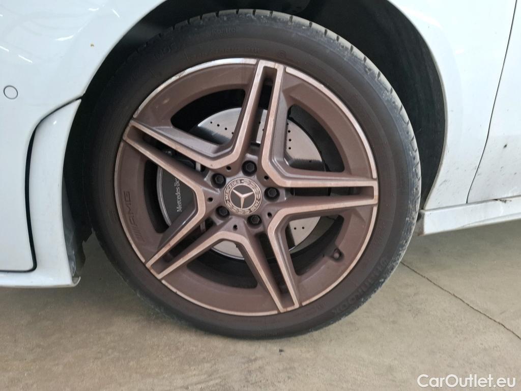  Mercedes  CLA-Klasse MERCEDES-BENZ CLA Coupe / 2019 / 4P / Coupé CLA 250 e AMG Line #93