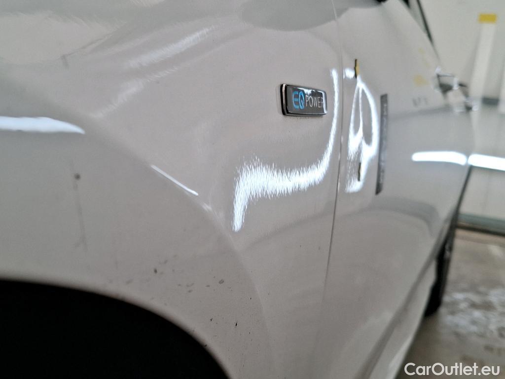  Mercedes  CLA-Klasse MERCEDES-BENZ CLA Coupe / 2019 / 4P / Coupé CLA 250 e AMG Line #32