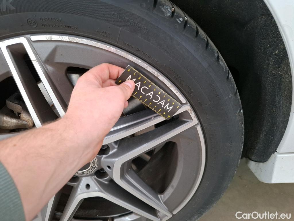  Mercedes  CLA-Klasse MERCEDES-BENZ CLA Coupe / 2019 / 4P / Coupé CLA 250 e AMG Line #65