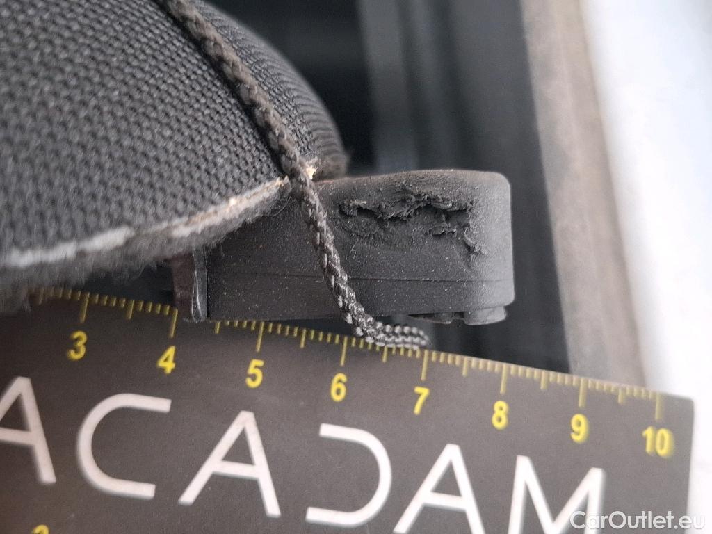  Mercedes  GLA MERCEDES-BENZ  / 2020 / 5P / SUV 1.3  250 e AMG LINE DCT #9