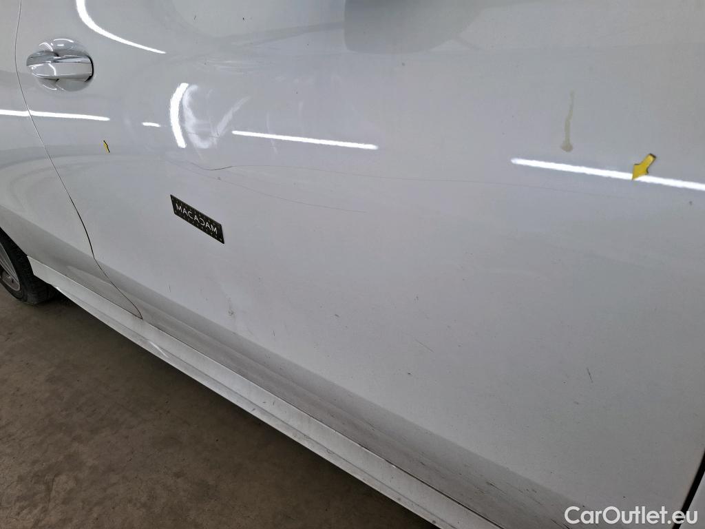  Mercedes  CLA-Klasse MERCEDES-BENZ CLA Coupe / 2019 / 4P / Coupé CLA 250 e AMG Line #49