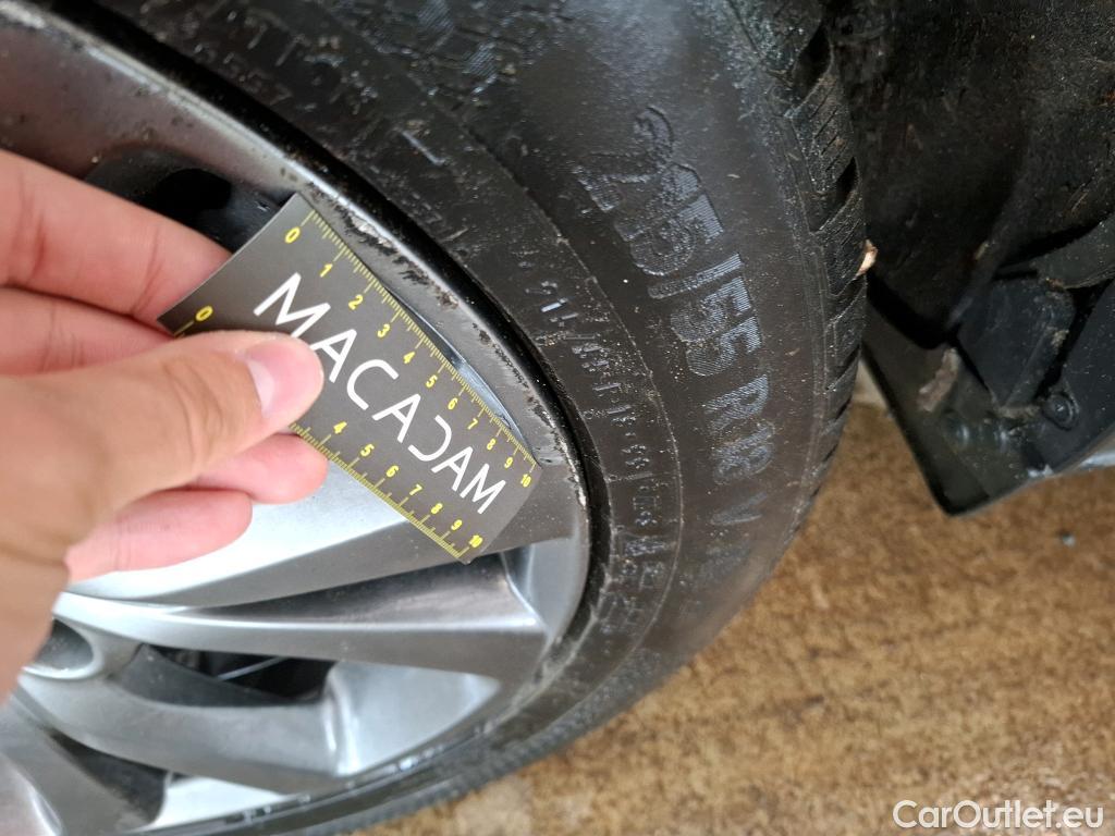  Mazda  CX-30 MAZDA  / 2019 / 5P / Crossover 2.0L e-Skyactiv X M Hybrd Exclusive BVA6 #7