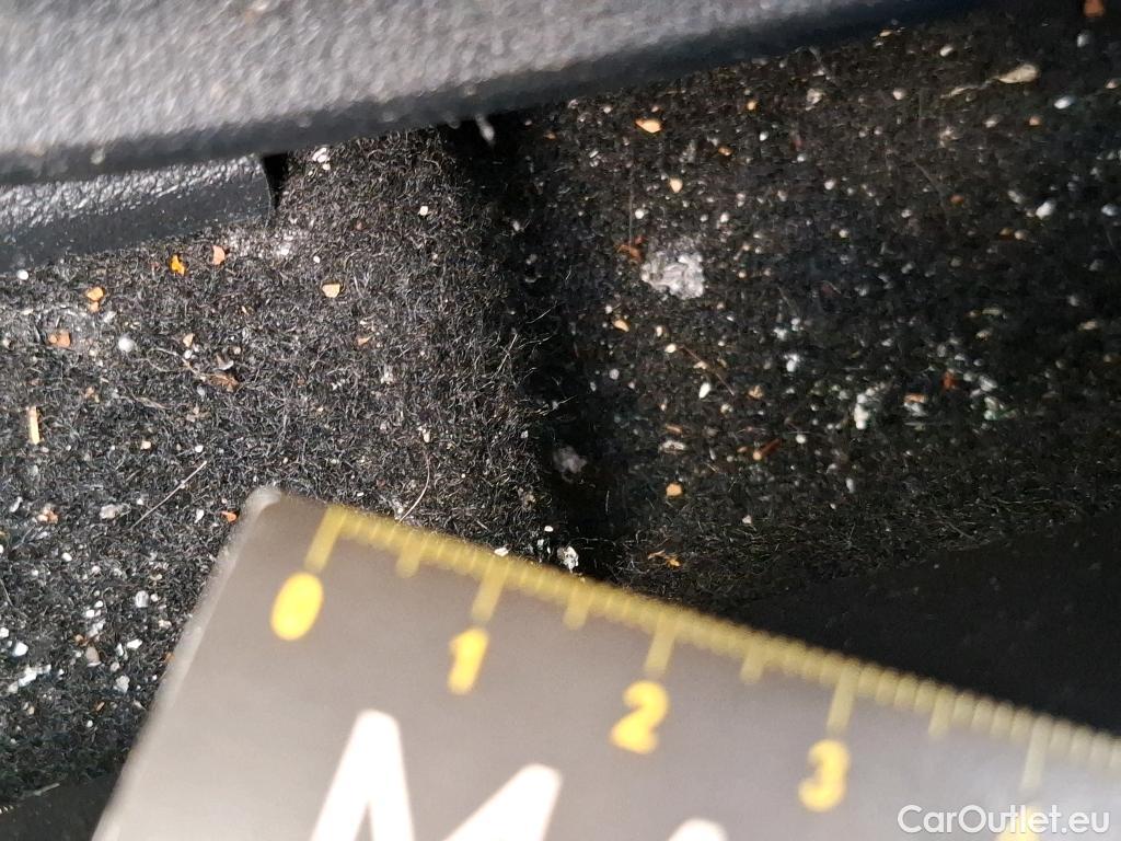  Mercedes  CLA-Klasse MERCEDES-BENZ CLA Coupe / 2019 / 4P / Coupé CLA 250 e AMG Line #41