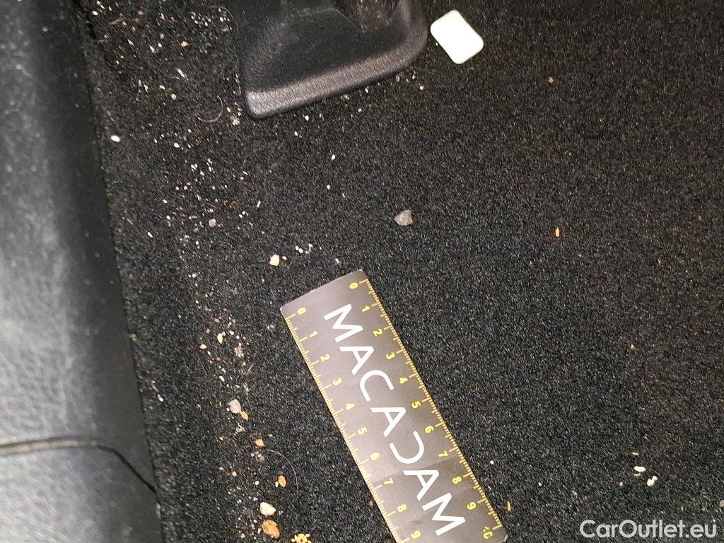  Mercedes  CLA-Klasse MERCEDES-BENZ CLA Coupe / 2019 / 4P / Coupé CLA 250 e AMG Line #78