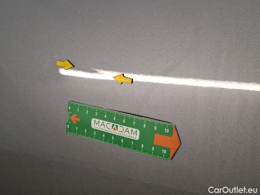  Land Rover  Discovery LAND ROVER  Sport / 2019 / 5P / SUV 1.5 P300e PHEV AUTO 4WD R-Dynamic SE #3