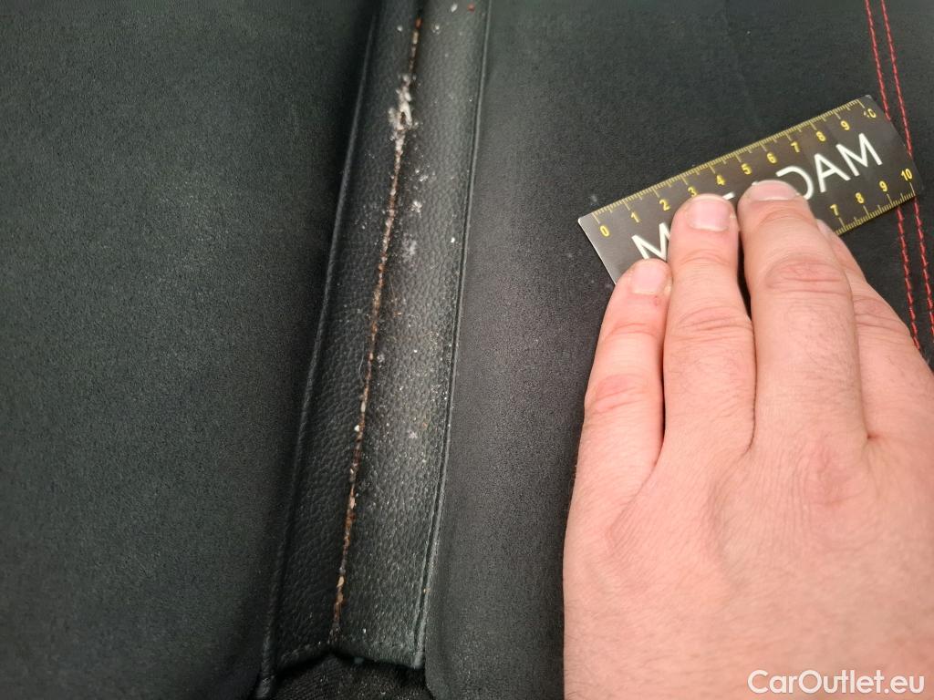  Mercedes  CLA-Klasse MERCEDES-BENZ CLA Coupe / 2019 / 4P / Coupé CLA 250 e AMG Line #28