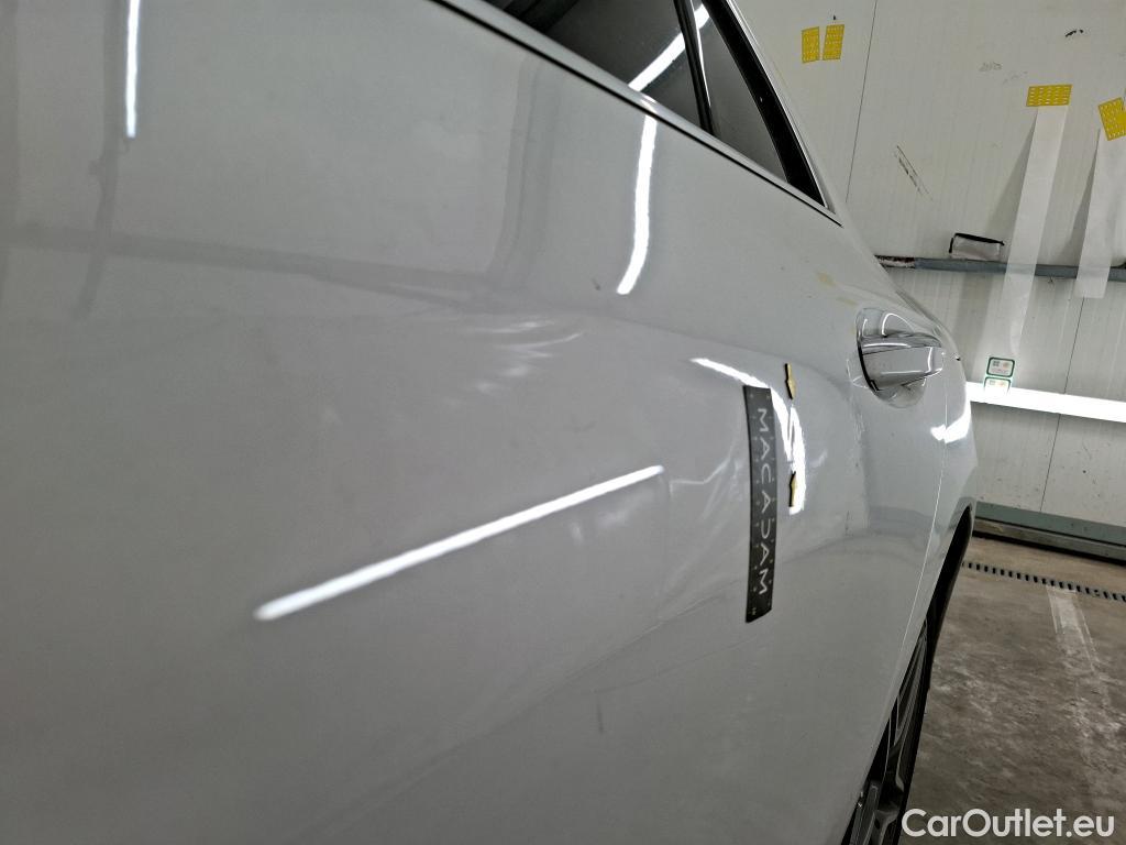  Mercedes  CLA-Klasse MERCEDES-BENZ CLA Coupe / 2019 / 4P / Coupé CLA 250 e AMG Line #54