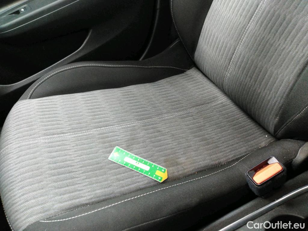  Opel  Corsa  F e Edition Business 50kWh BVA #5