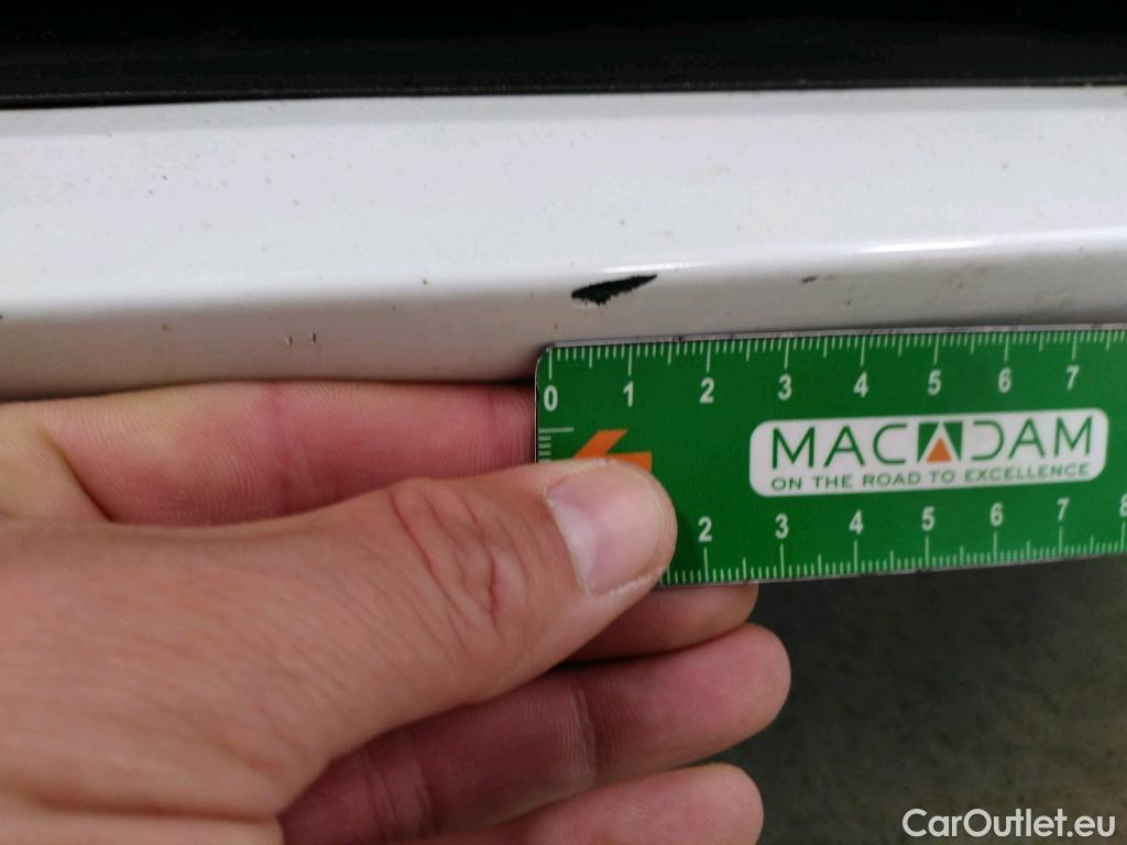  Opel  Corsa  F e Edition Business 50kWh BVA #9