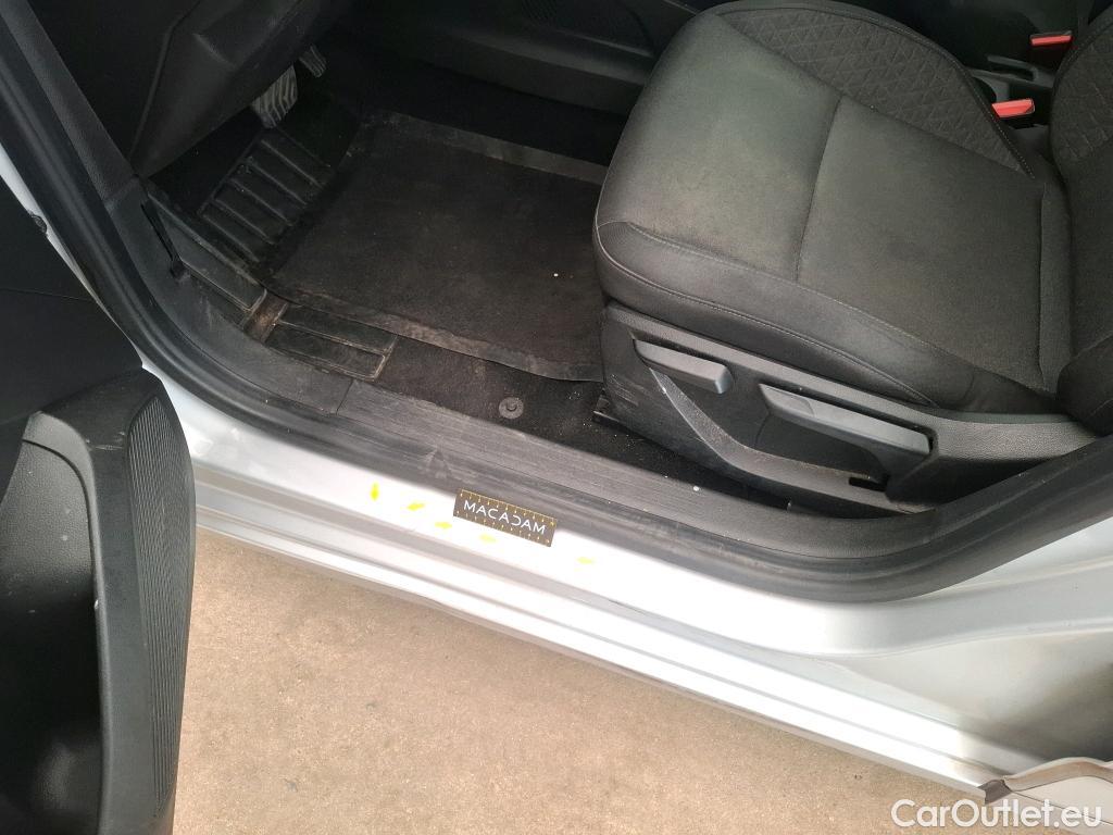  Renault  Clio  V Business 1.6 E-TECH Hybrid 140CV BVA6 E6d #91