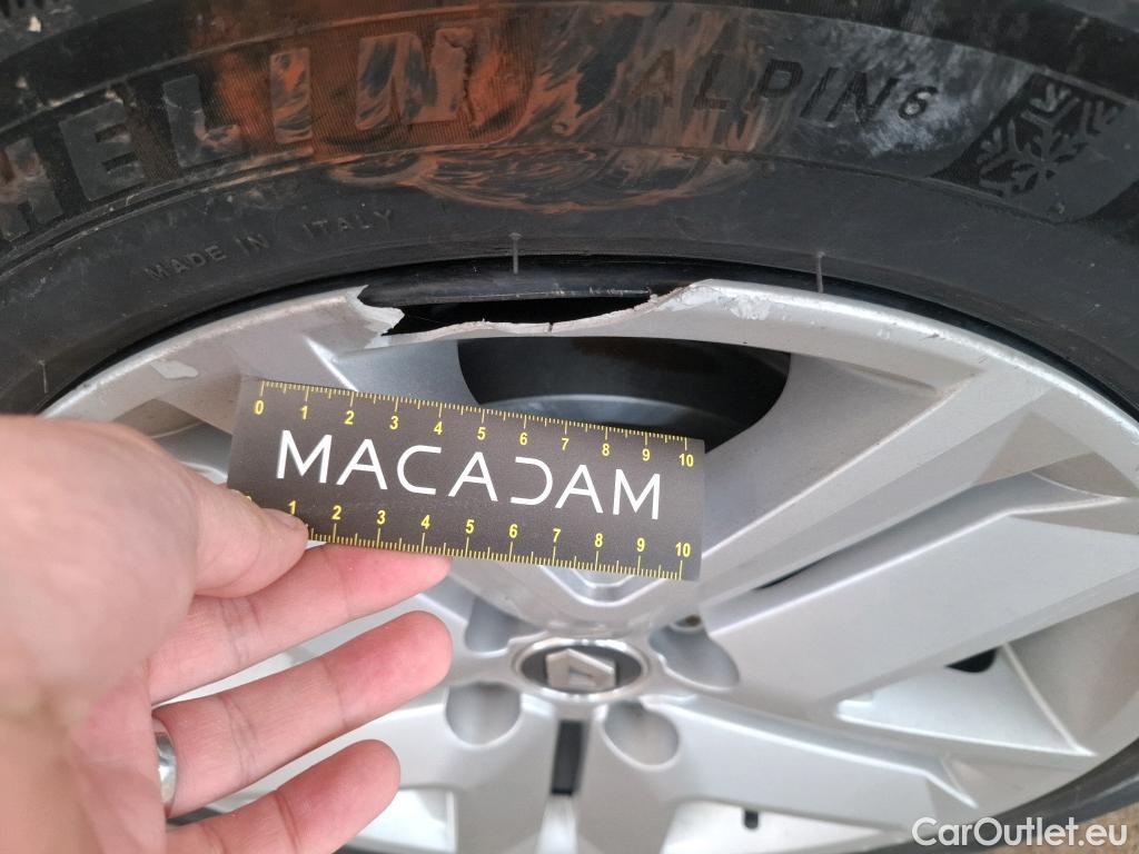  Renault  Clio  V Business 1.6 E-TECH Hybrid 140CV BVA6 E6d #134