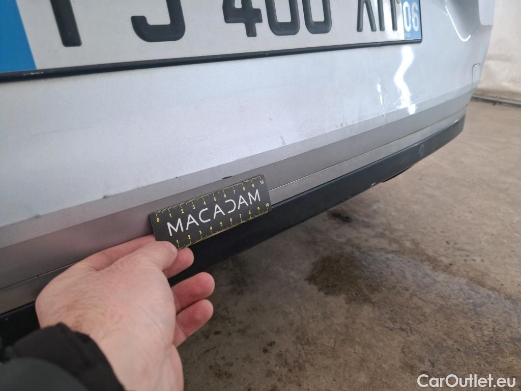  Renault  Clio  V Business 1.6 E-TECH Hybrid 140CV BVA6 E6d #24