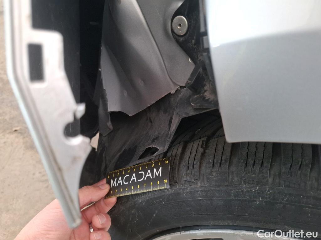  Renault  Clio  V Business 1.6 E-TECH Hybrid 140CV BVA6 E6d #115