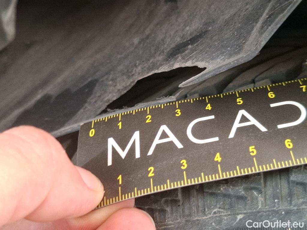  Renault  Clio  V Business 1.6 E-TECH Hybrid 140CV BVA6 E6d #117