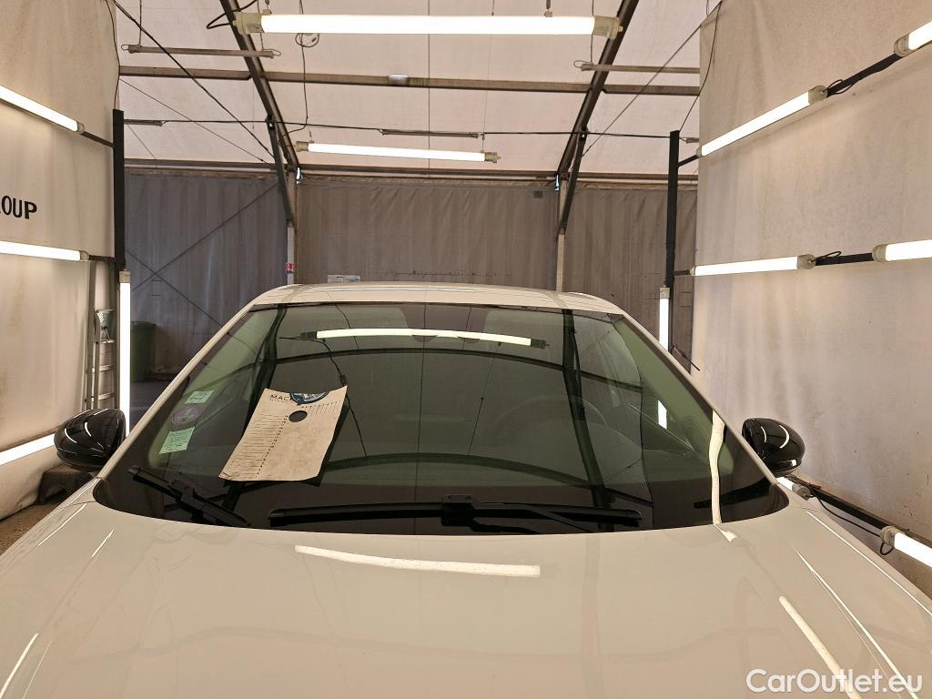  Renault  Captur RENAULT  / 2019 / 5P / SUV Intens E-TECH Plug-in 160 #1