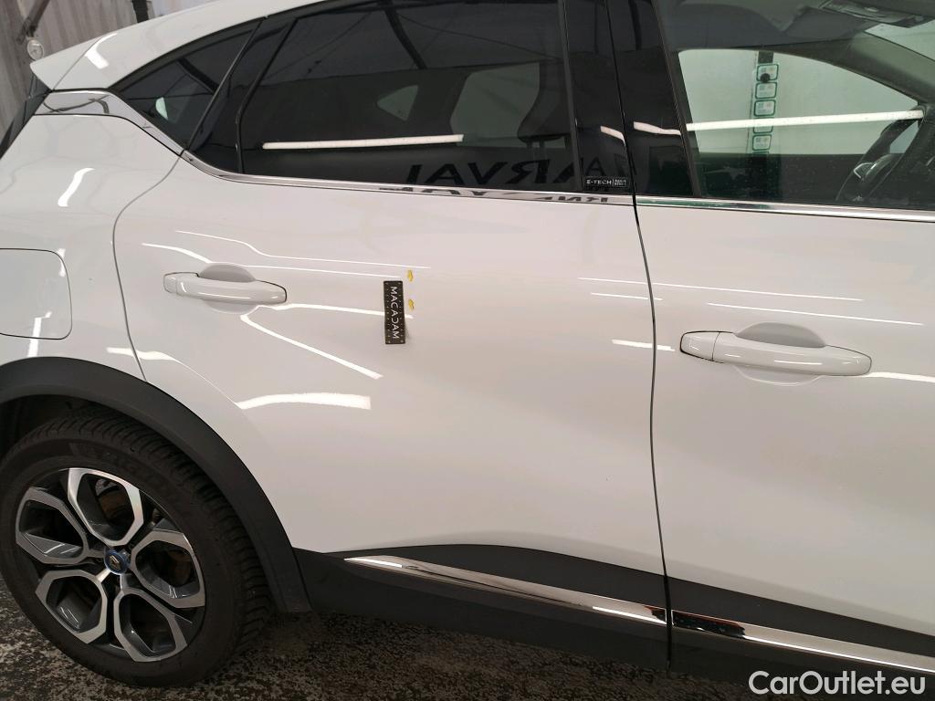  Renault  Captur RENAULT  / 2019 / 5P / SUV Intens E-TECH Plug-in 160 #5