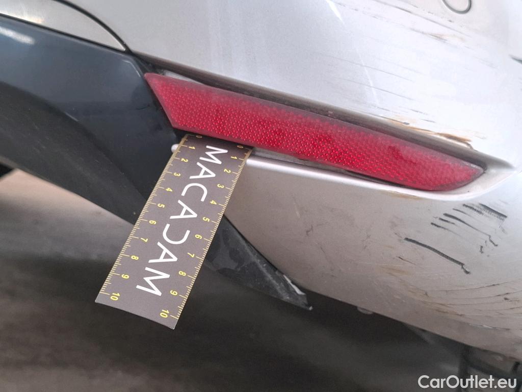  Renault  Clio  V Business 1.6 E-TECH Hybrid 140CV BVA6 E6d #130