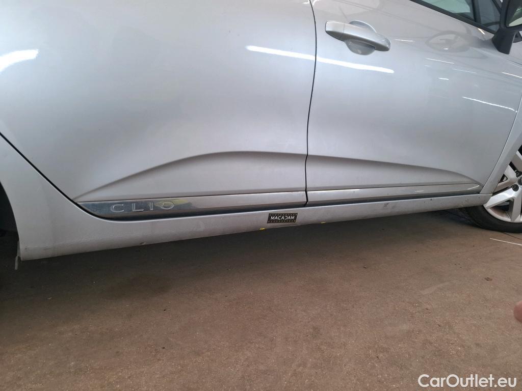  Renault  Clio  V Business 1.6 E-TECH Hybrid 140CV BVA6 E6d #81