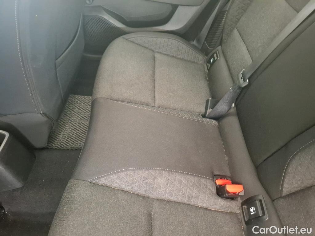  Renault  Clio  V Business 1.6 E-TECH Hybrid 140CV BVA6 E6d #144