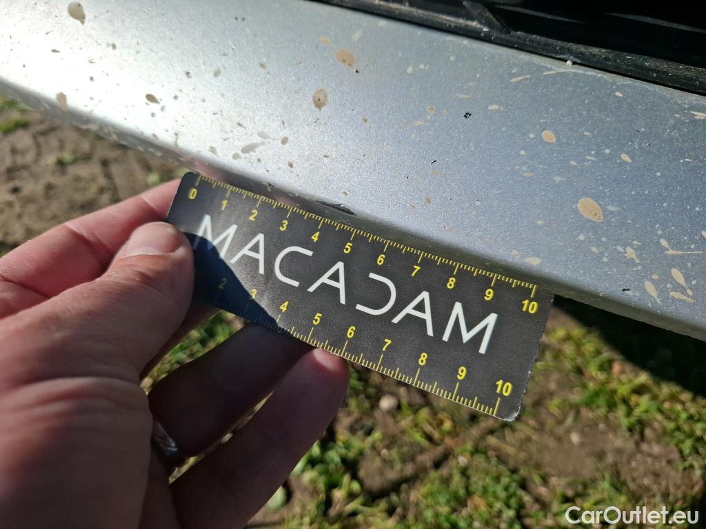  Toyota  Corolla TOYOTA  / 2018 / 5P / Berline Hybride 122h Dynamic Business Supp Lomb #12