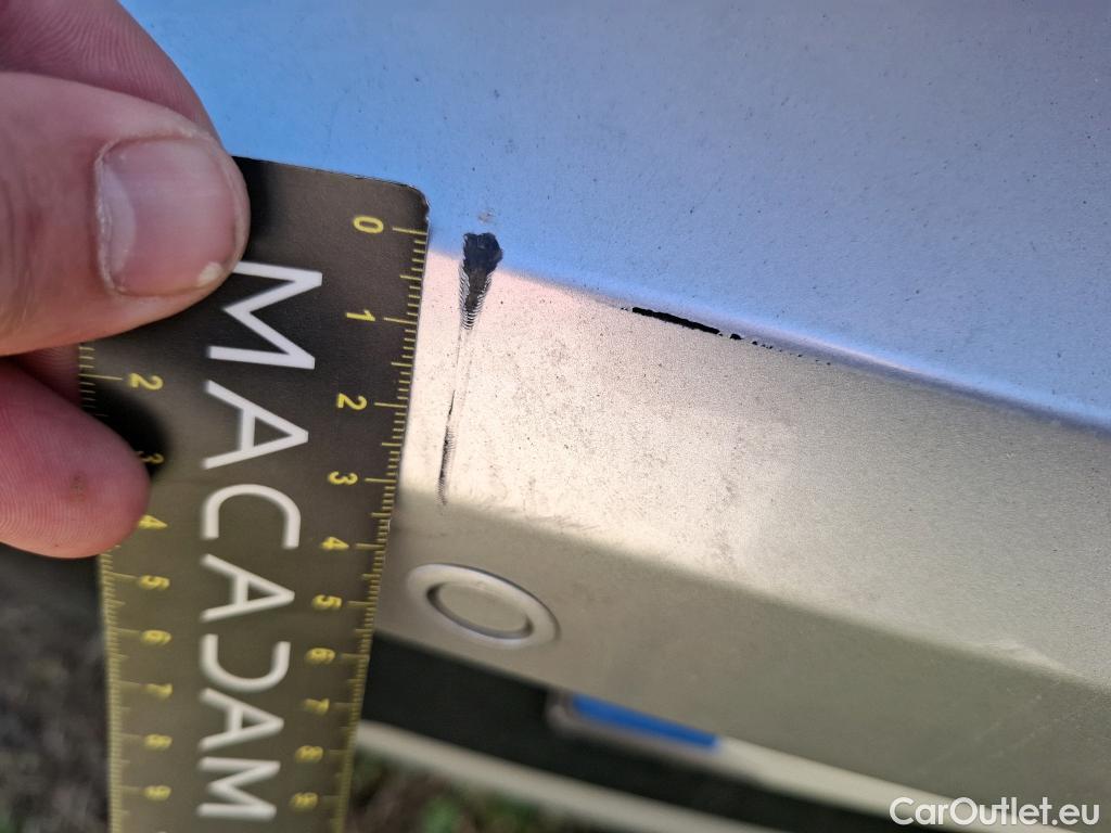  Toyota  Corolla TOYOTA  / 2018 / 5P / Berline Hybride 122h Dynamic Business Supp Lomb #4