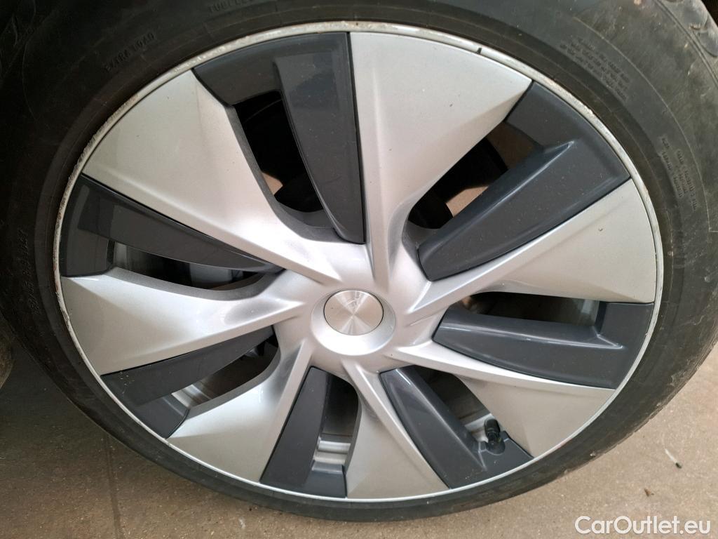  Tesla  Model Y TESLA  / 2020 / 5P / SUV Long Range Dual Motor AWD #32