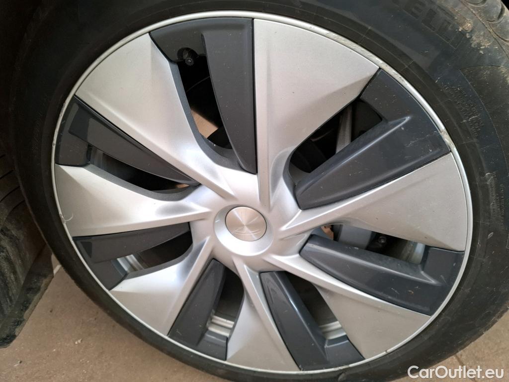  Tesla  Model Y TESLA  / 2020 / 5P / SUV Long Range Dual Motor AWD #17