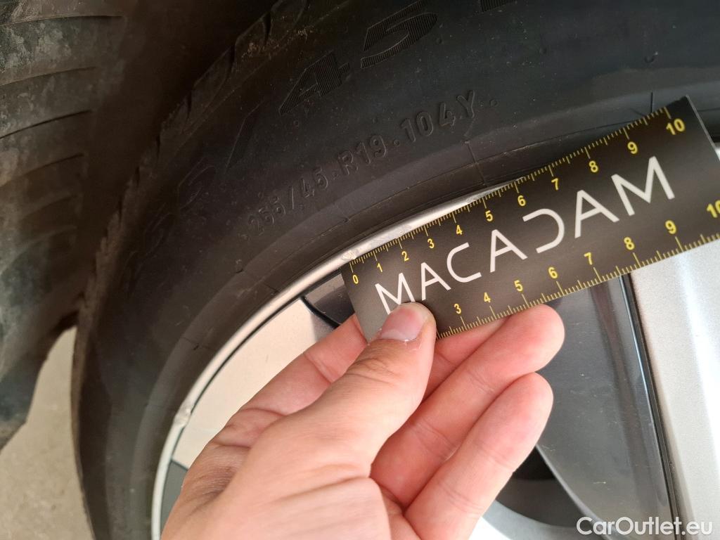  Tesla  Model Y TESLA  / 2020 / 5P / SUV Long Range Dual Motor AWD #21