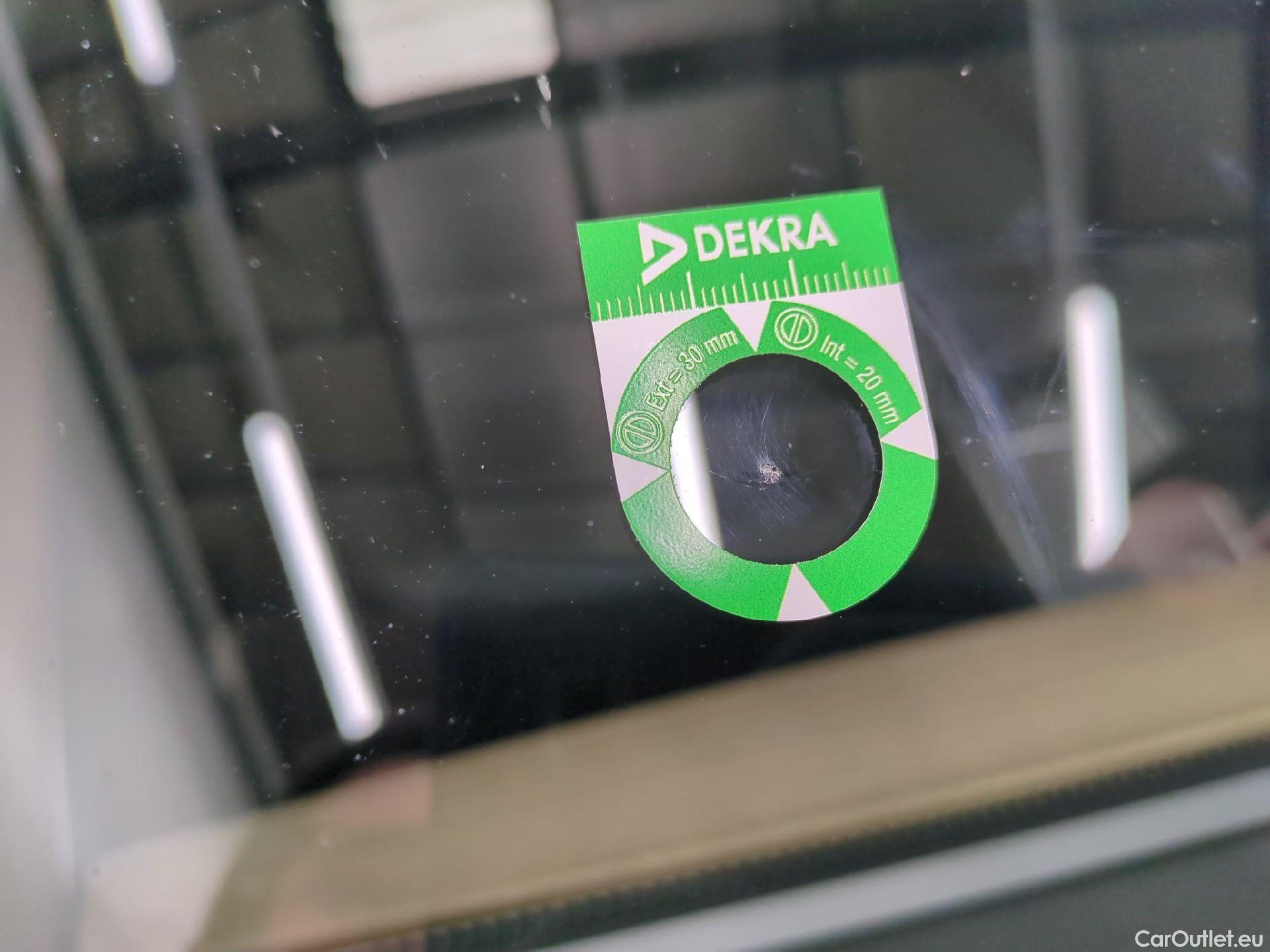  Tesla  Model Y TESLA  / 2020 / 5P / SUV Grande Autonomie Dual-Motor AWD #18