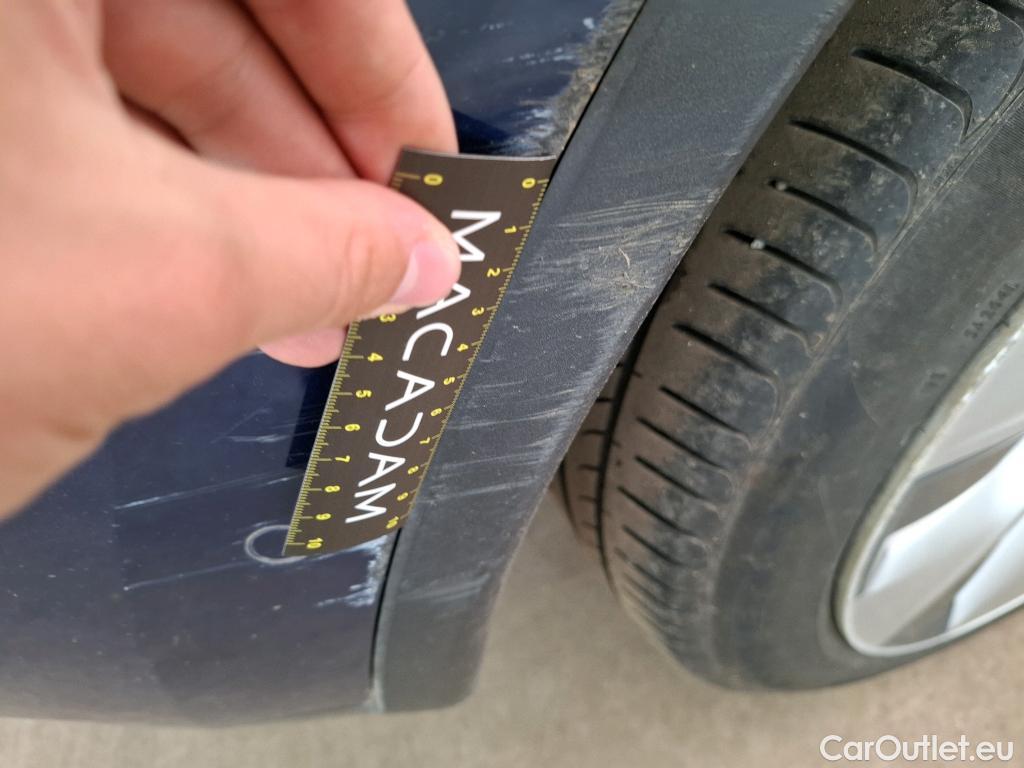  Tesla  Model Y TESLA  / 2020 / 5P / SUV Long Range Dual Motor AWD #36