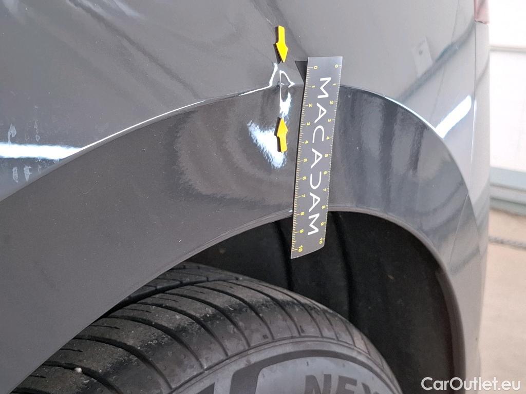  Volkswagen  Golf  VOLKSWAGEN / 2020 / 5P / Berline 1.0 eTSI OPF 110 DSG7 Life Business #13