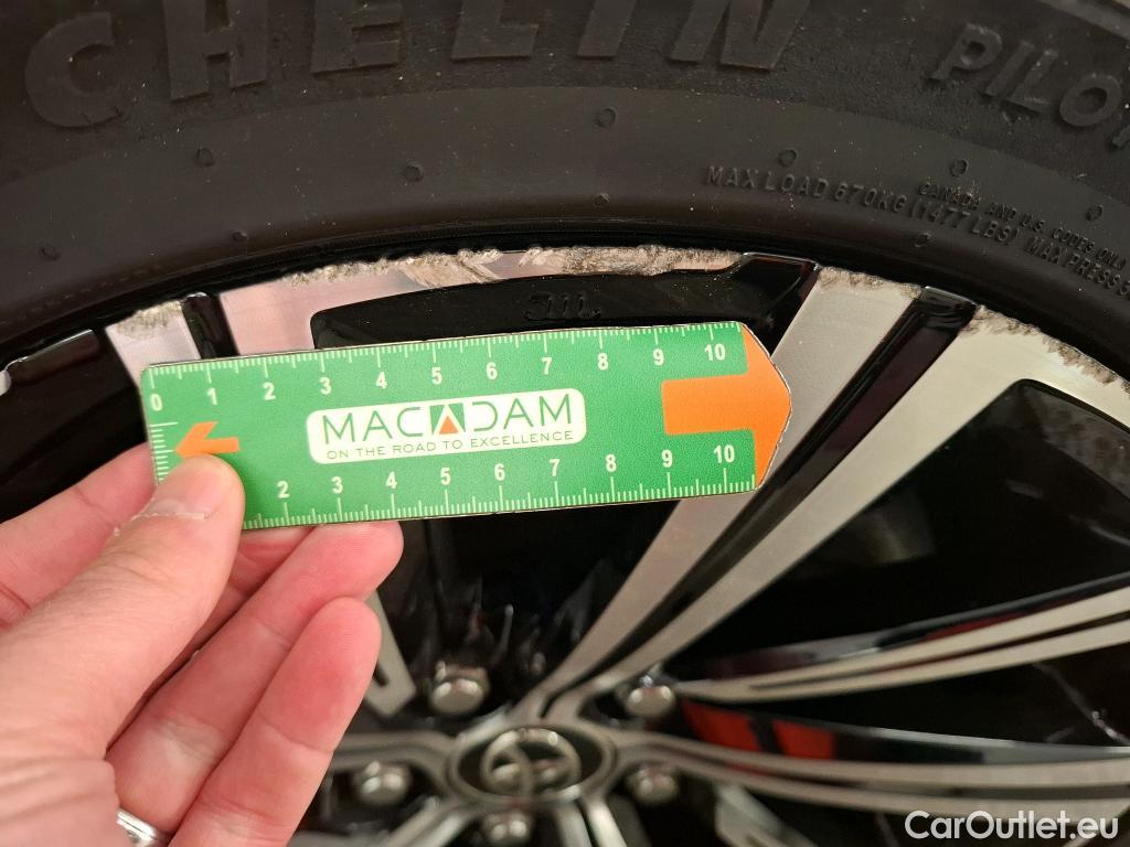  Toyota  Corolla TOYOTA  Touring Sports 2018 5P Break Hybride 184h Design #57