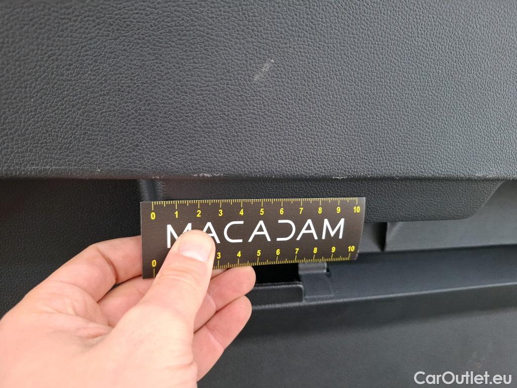  Volkswagen  Golf  VOLKSWAGEN / 2020 / 5P / Berline 1.0 eTSI OPF 110 DSG7 Life Business #8