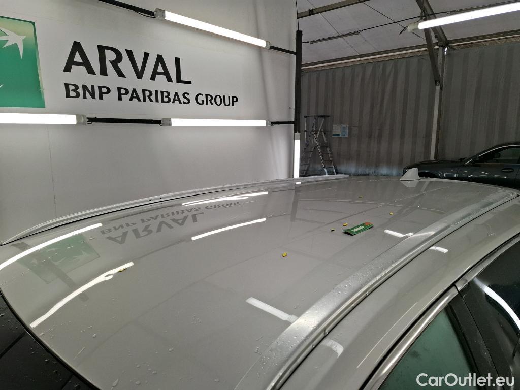  Toyota  Corolla TOYOTA  Touring Sports 2018 5P Break Hybride 184h Design #1