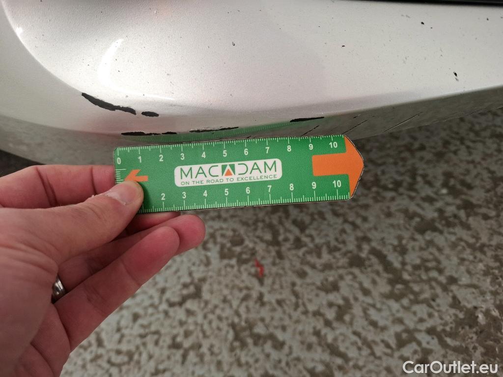  Toyota  Corolla TOYOTA  Touring Sports 2018 5P Break Hybride 184h Design #35