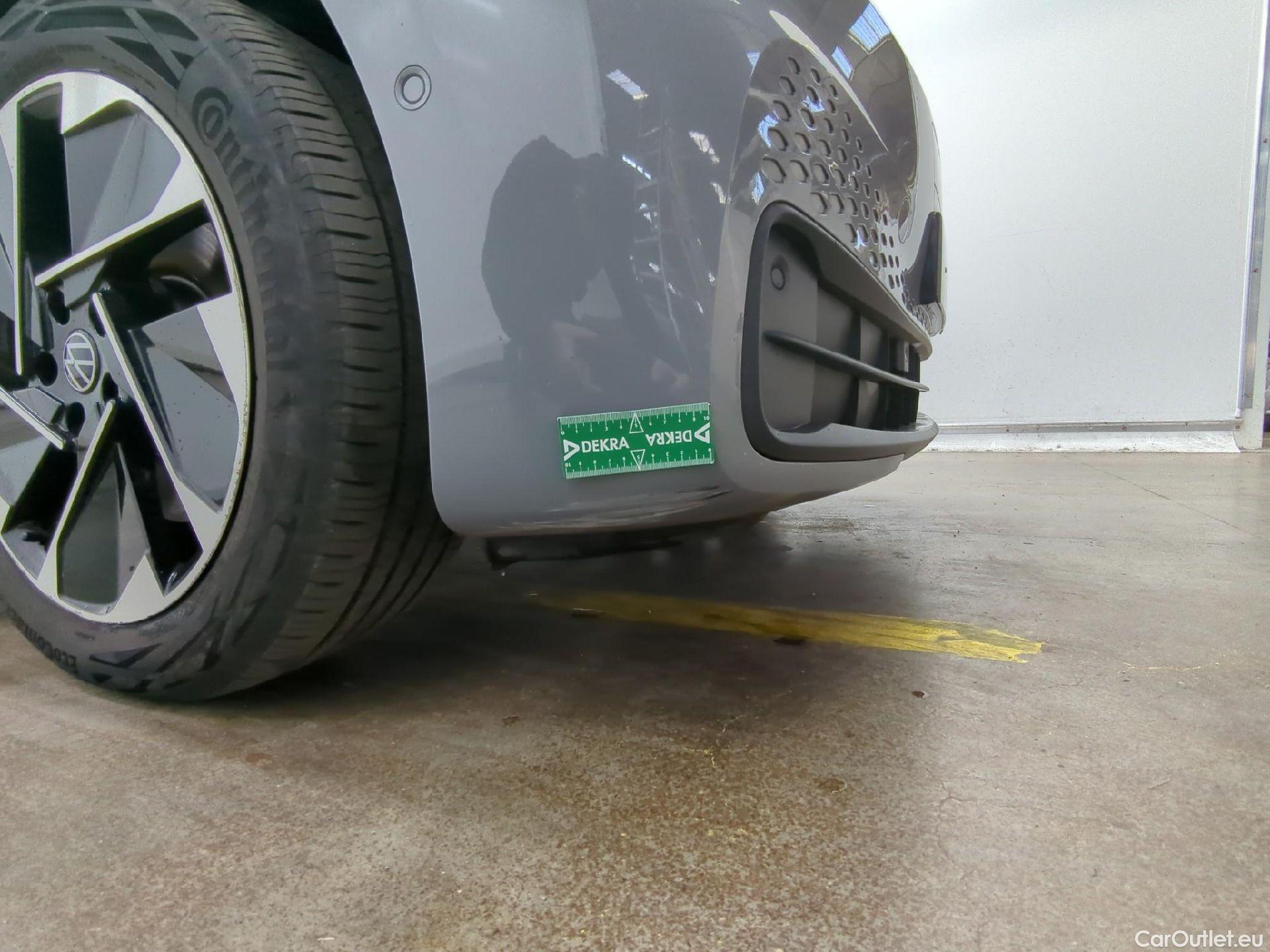  Volkswagen  ID.3 VOLKSWAGEN  / 2020 / 5P / Berline 58 kWh 204ch Pro Performance Active(SL) #17