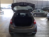  Toyota  Yaris TOYOTA  / 2017 / 5P / BERLINA 1.5 HYBRID ACTIVE #5